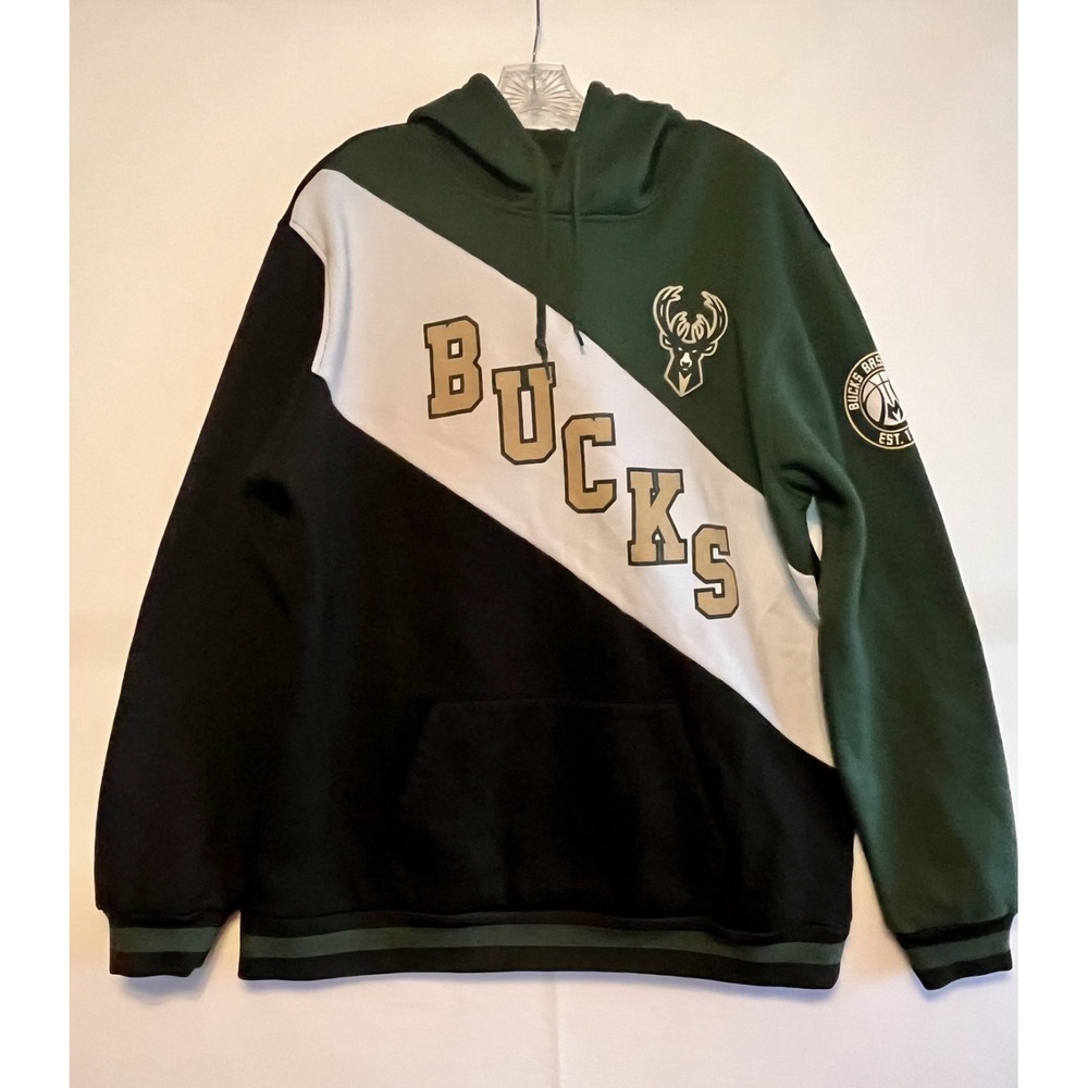 NBA Milwaukee‎ Buck Pullover Hoodie Size XL Officially Licensed